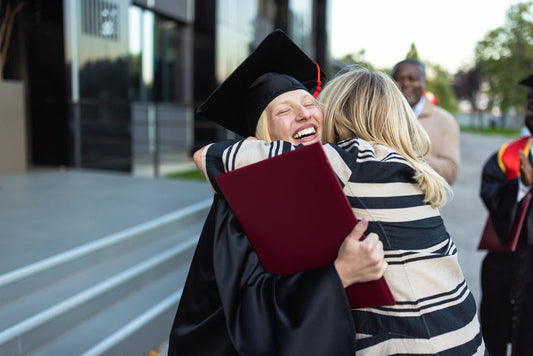 Personalized Graduation Gifts: Top Unique & Meaningful Ideas 2026