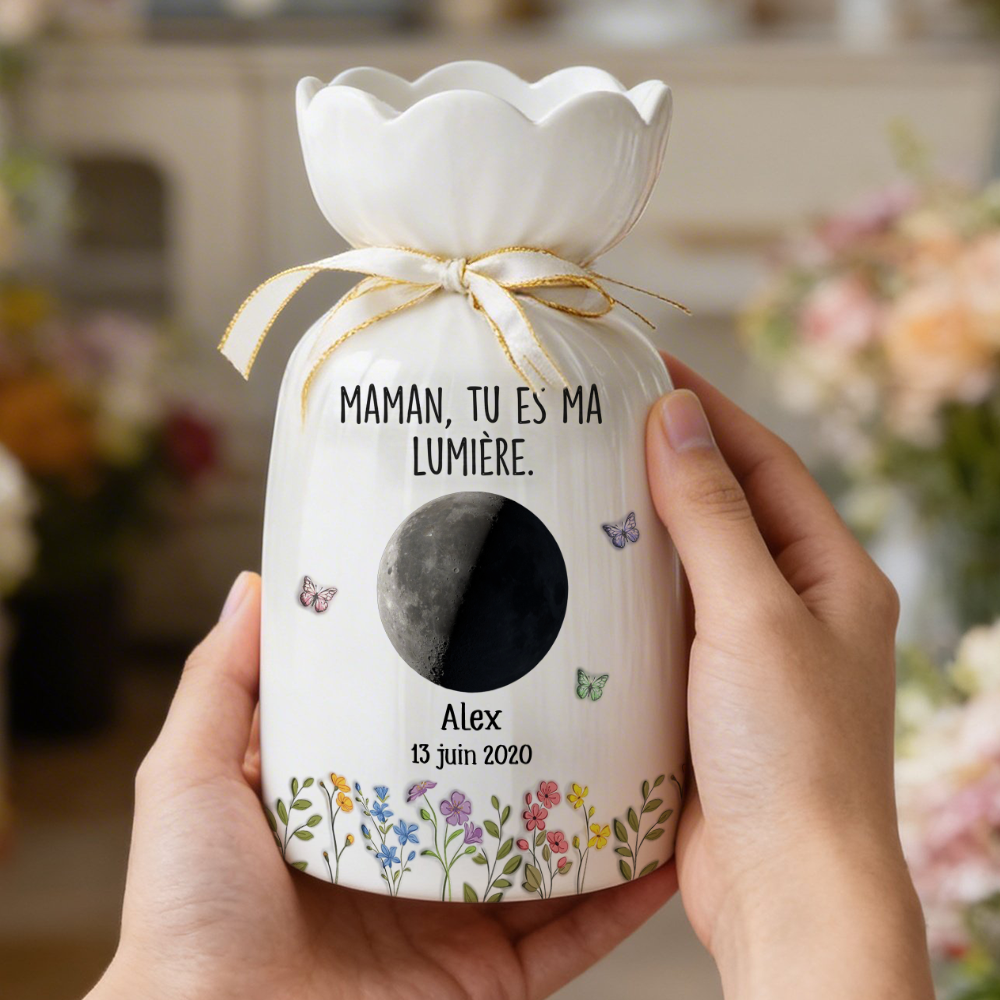 Maman, Tu Es Ma Lumière - Vase Décoratif Personnalisé Pour La Maison